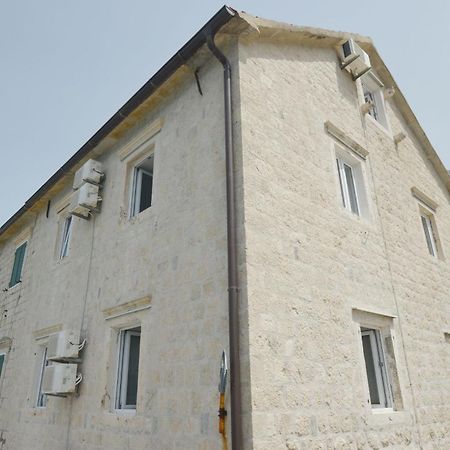 Apartments Mir I Dobro Kotor Eksteriør billede