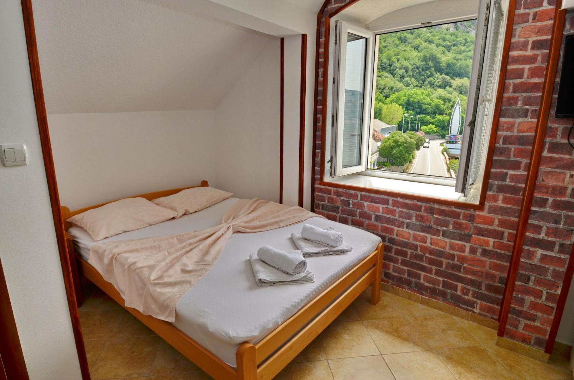 Apartments Mir I Dobro Kotor Eksteriør billede