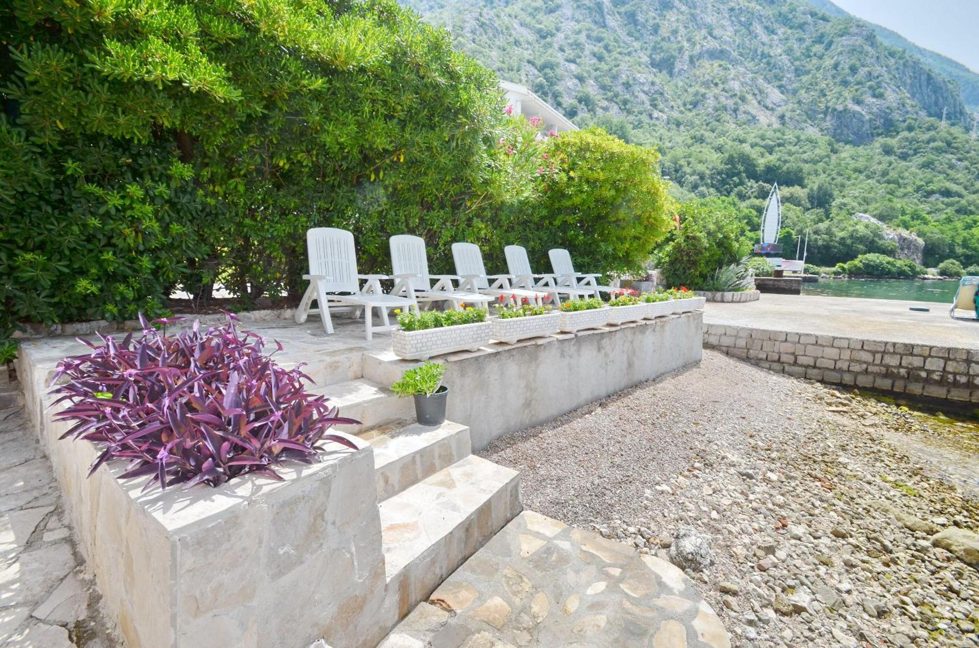Apartments Mir I Dobro Kotor Eksteriør billede