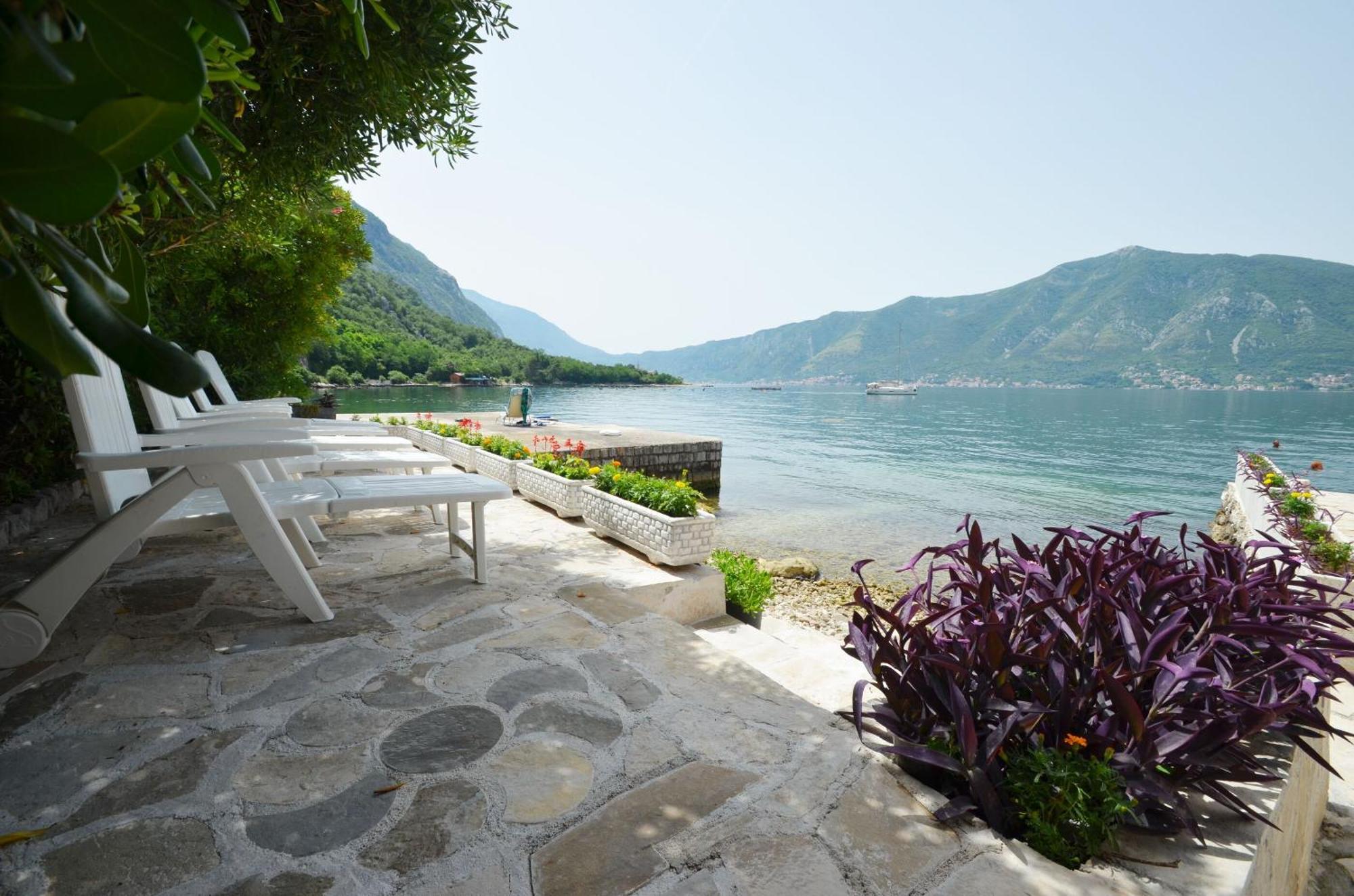 Apartments Mir I Dobro Kotor Eksteriør billede